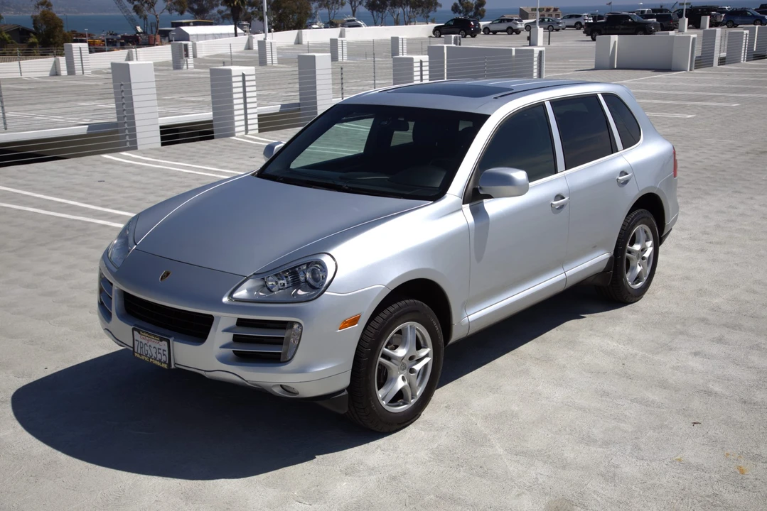 2010 Porsche 955/957 Cayenne - Image 8 of 31