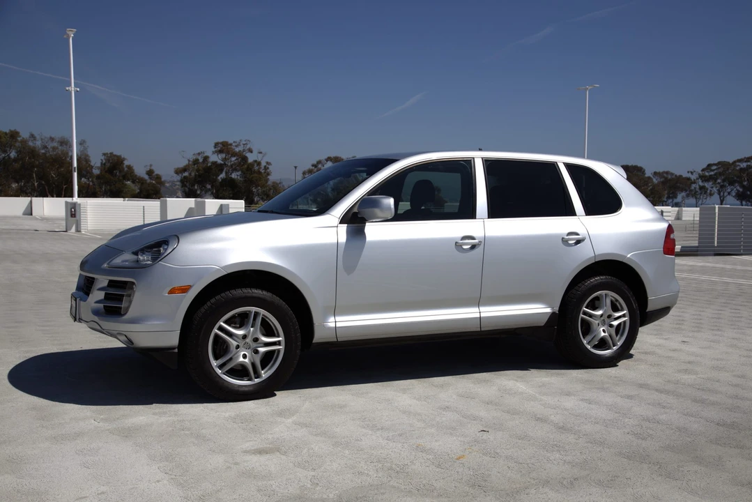 2010 Porsche 955/957 Cayenne - Image 15 of 31