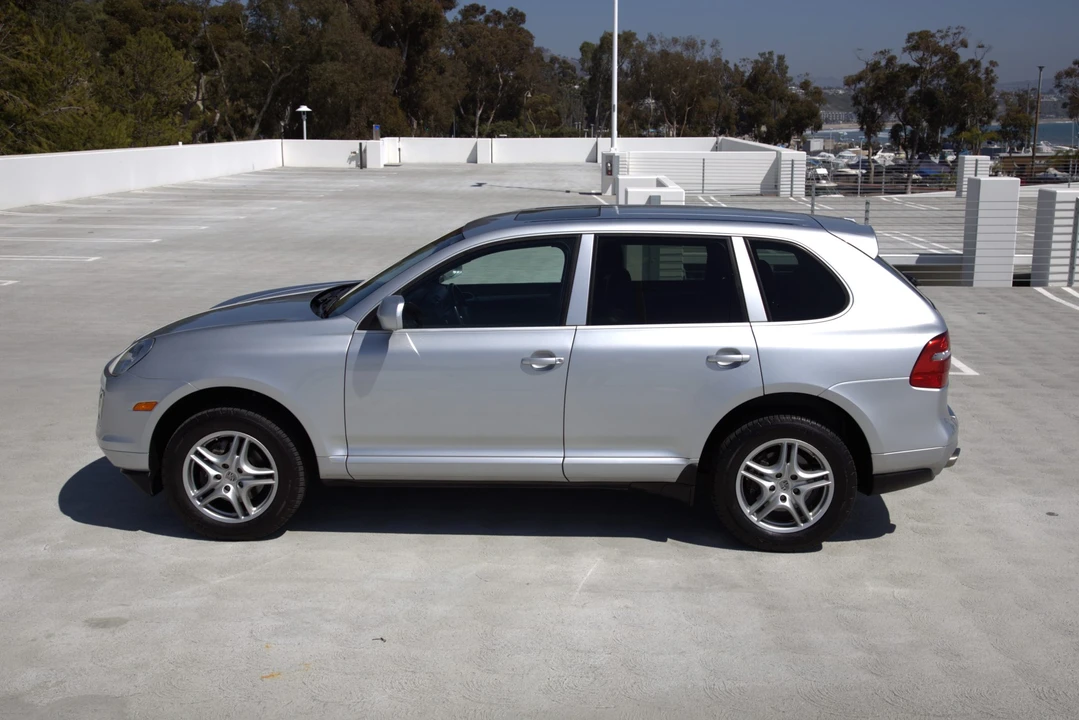 2010 Porsche 955/957 Cayenne - Image 17 of 31