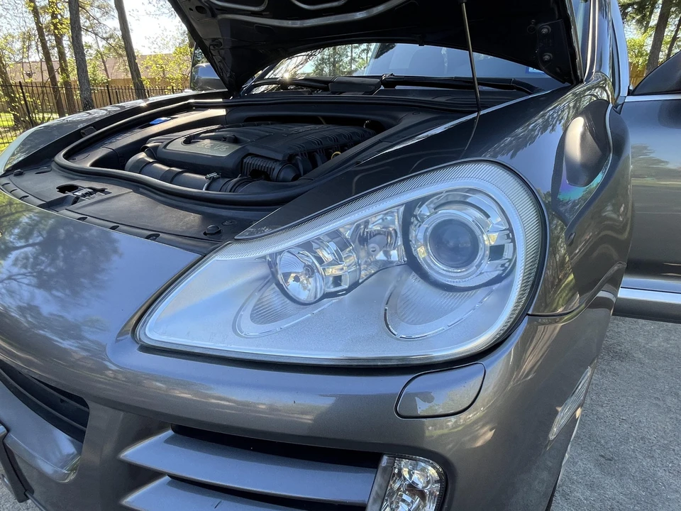 2010 Porsche 955/957 Cayenne - Image 16 of 31
