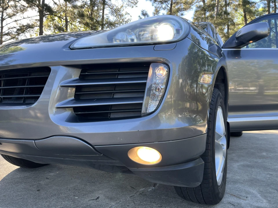 2010 Porsche 955/957 Cayenne - Image 22 of 31