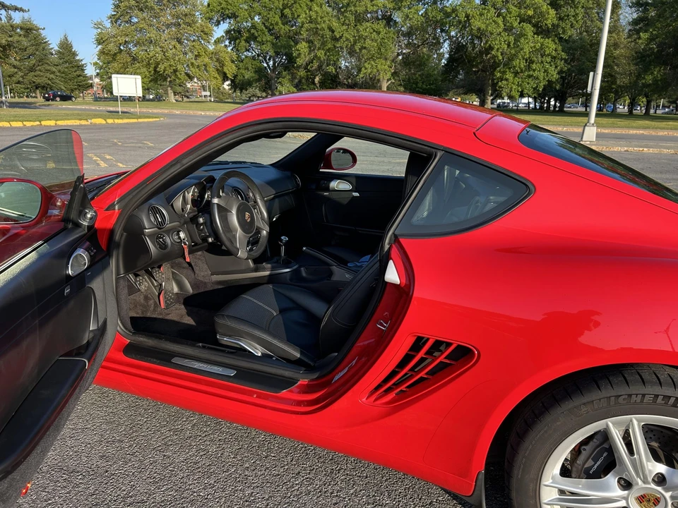 2010 Porsche 987 Cayman - Image 24 of 31