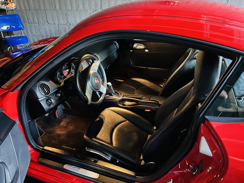 2010 Porsche 987 Cayman - Image 28 of 31