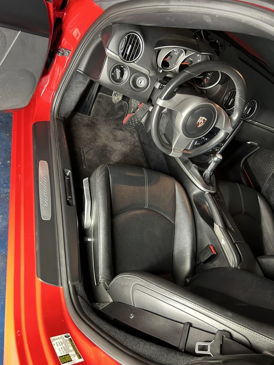 2010 Porsche 987 Cayman - Image 29 of 31