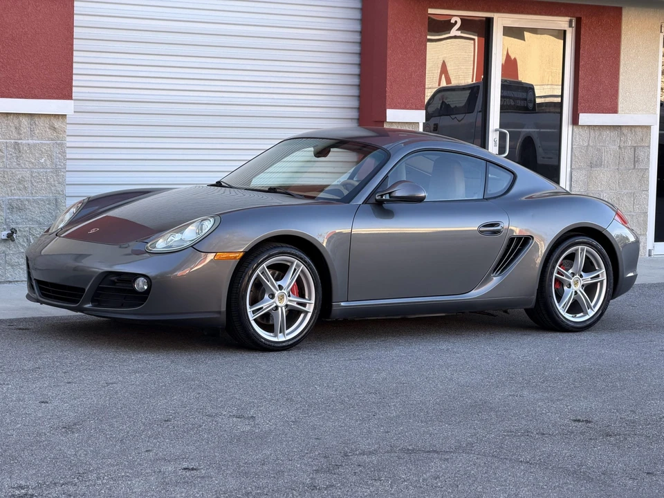 2010 Porsche 987 Cayman - Image 2 of 31