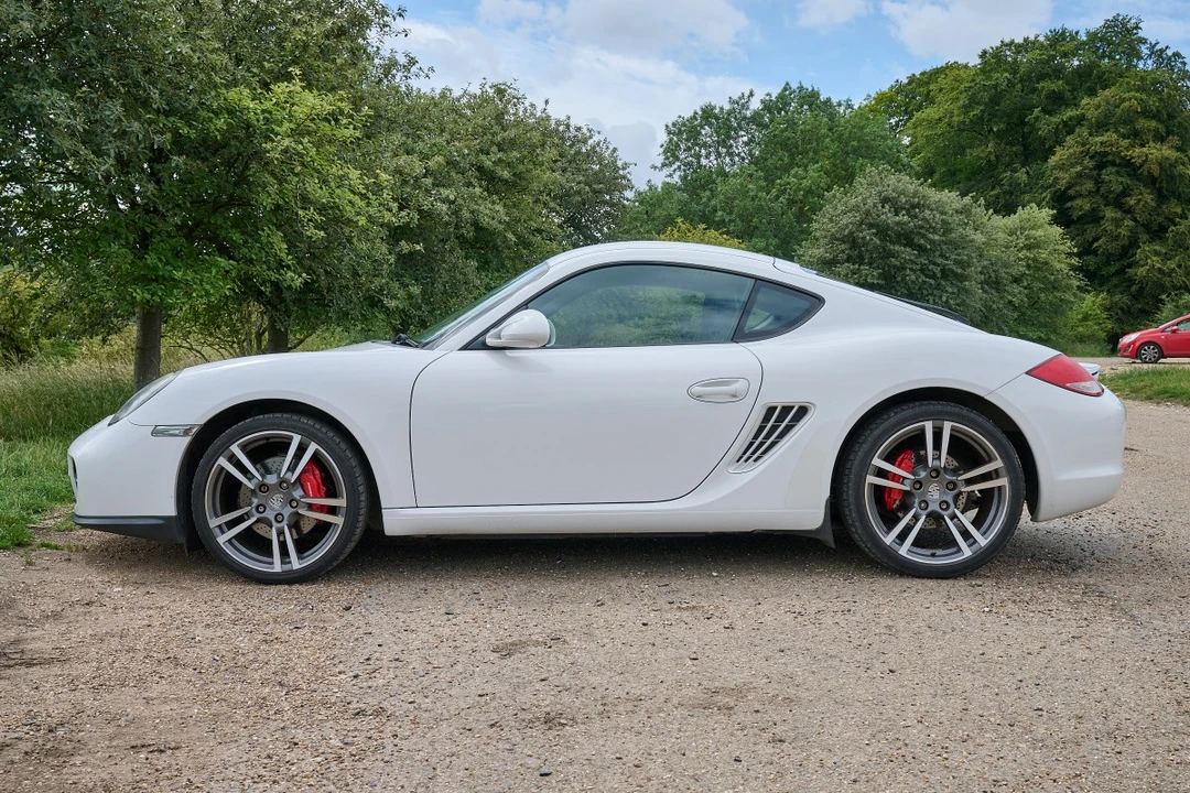 2010 Porsche 987 Cayman - Image 28 of 30