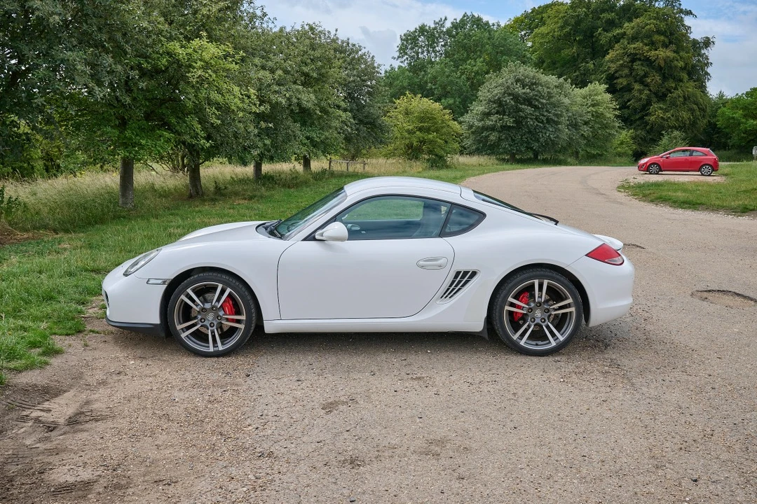 2010 Porsche 987 Cayman - Image 27 of 30