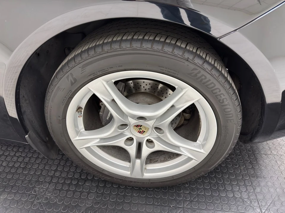 2010 Porsche 987 Cayman - Image 18 of 21