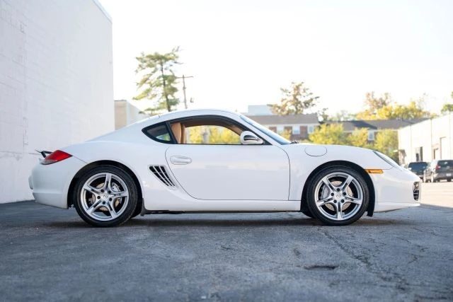 2010 Porsche 987 Cayman - Image 9 of 15