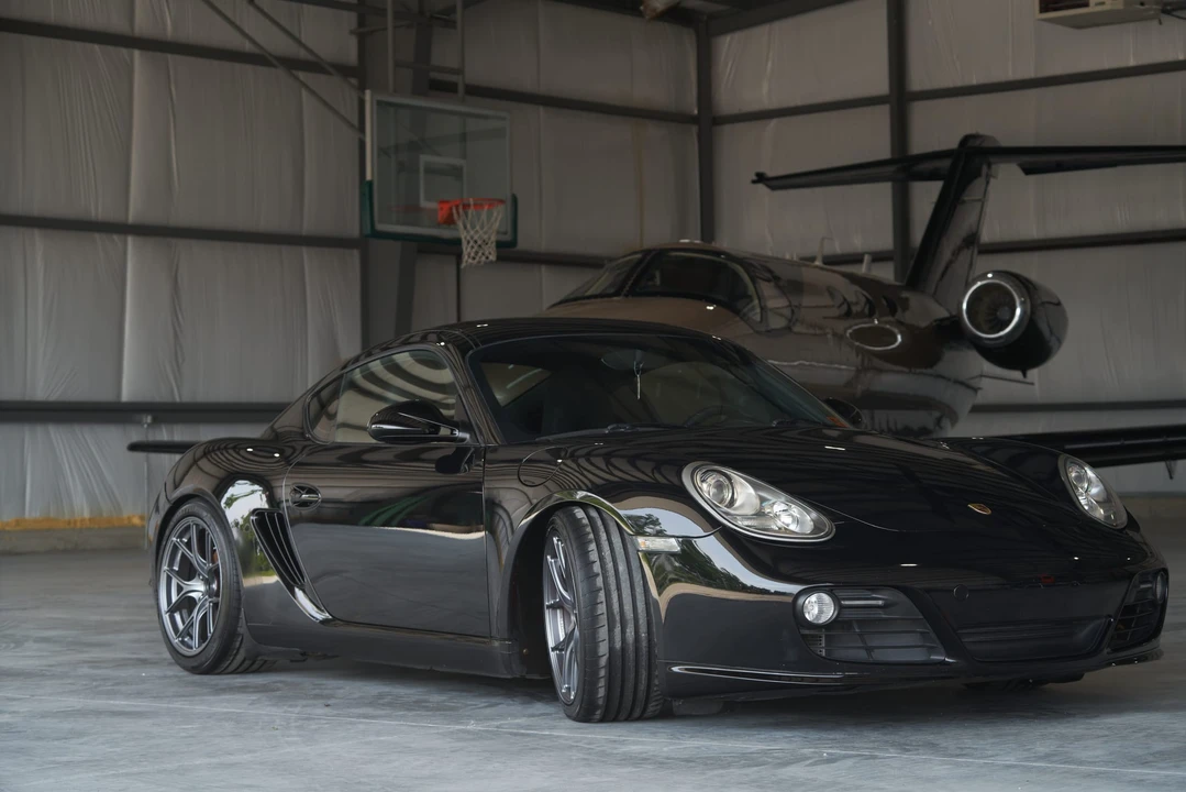 2010 Porsche 987 Cayman S - Image 7 of 31