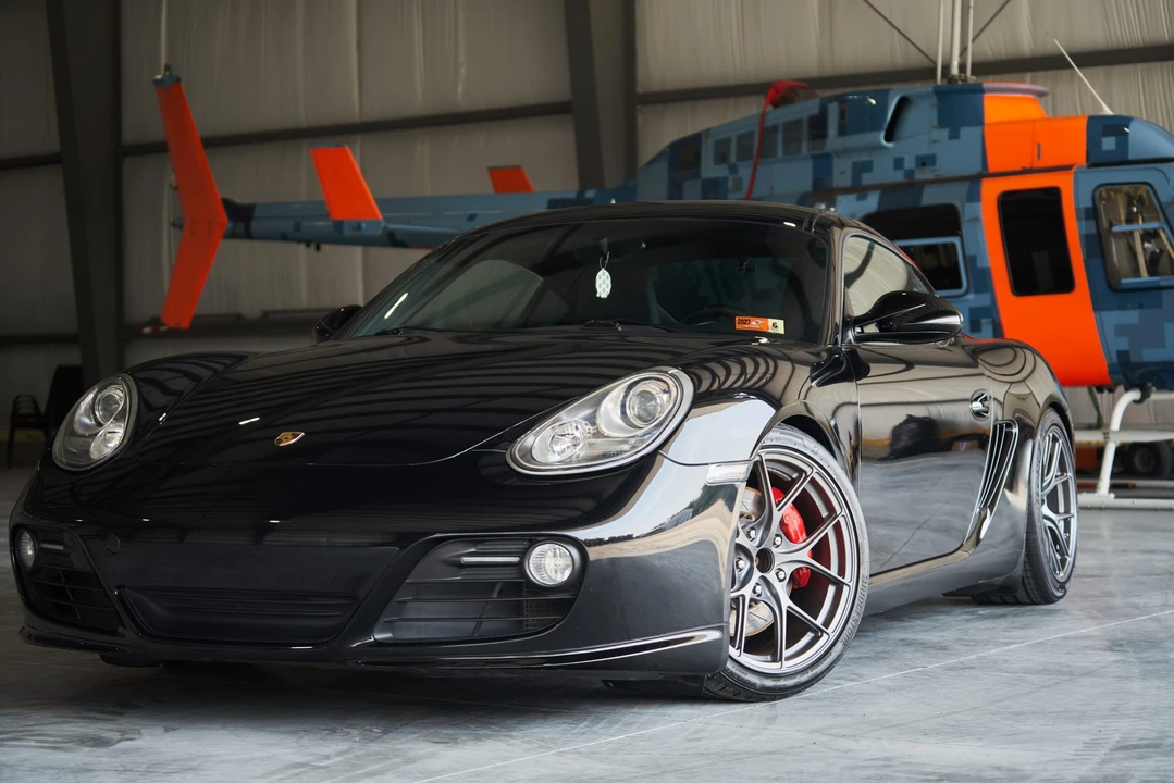 2010 Porsche 987 Cayman S - Image 2 of 31