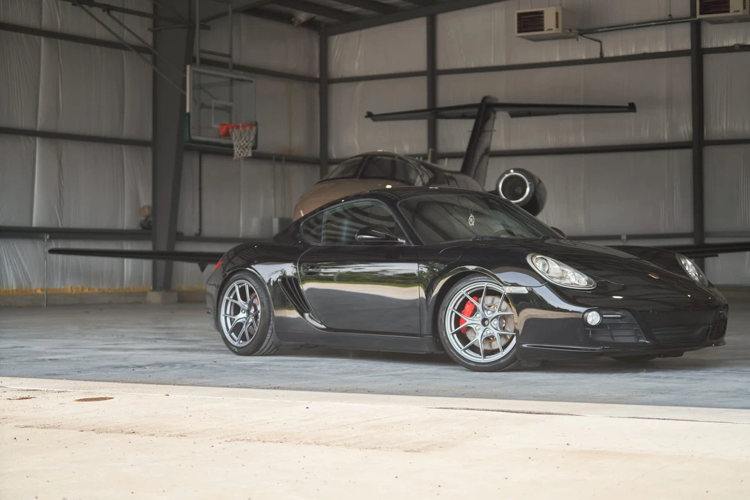 2010 Porsche 987 Cayman S - Image 9 of 31