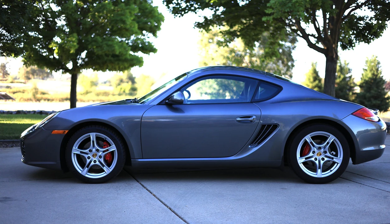 2010 Porsche 987 Cayman S - Image 20 of 31