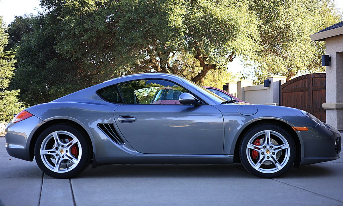 2010 Porsche 987 Cayman S - Image 13 of 31
