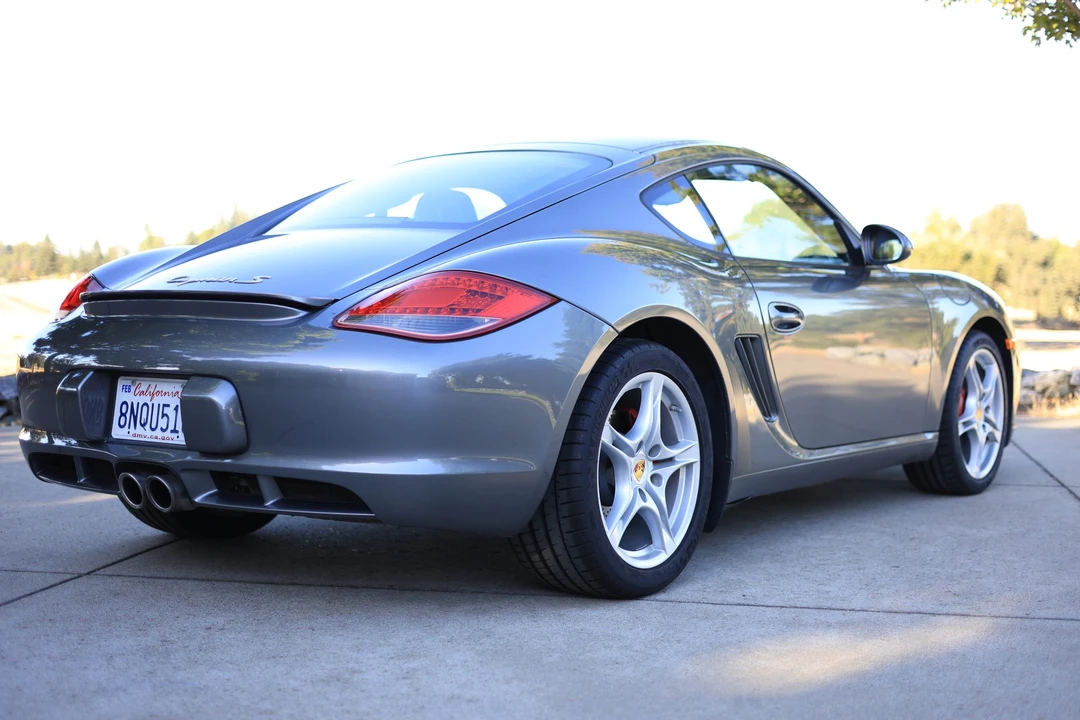 2010 Porsche 987 Cayman S - Image 27 of 31