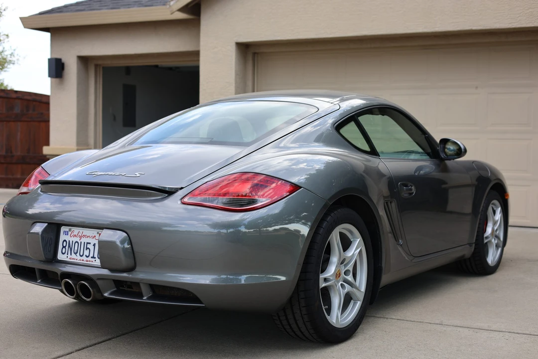 2010 Porsche 987 Cayman S - Image 7 of 31