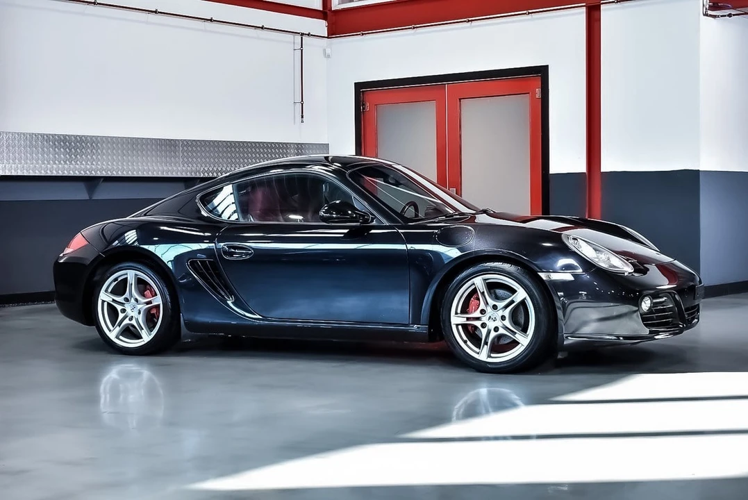 2010 Porsche 987 Cayman S - Image 11 of 30