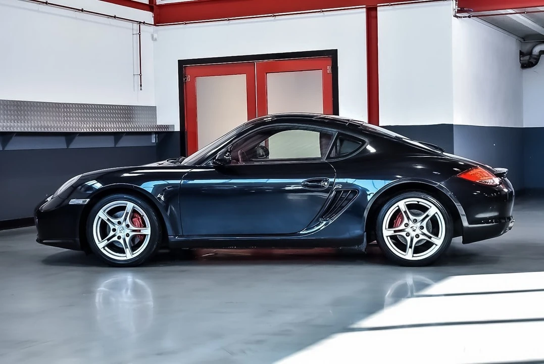 2010 Porsche 987 Cayman S - Image 24 of 30