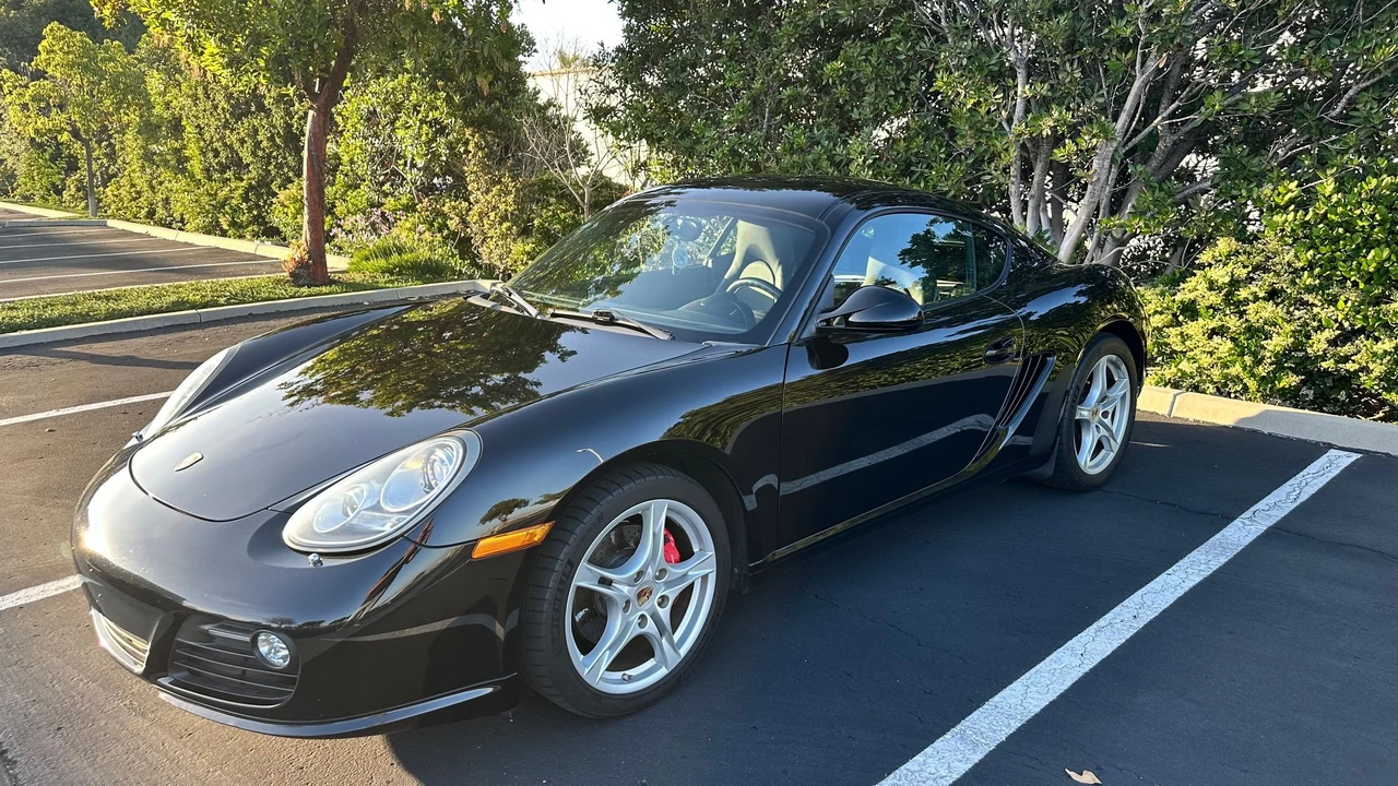 2010 Porsche 987 Cayman S - Image 3 of 31