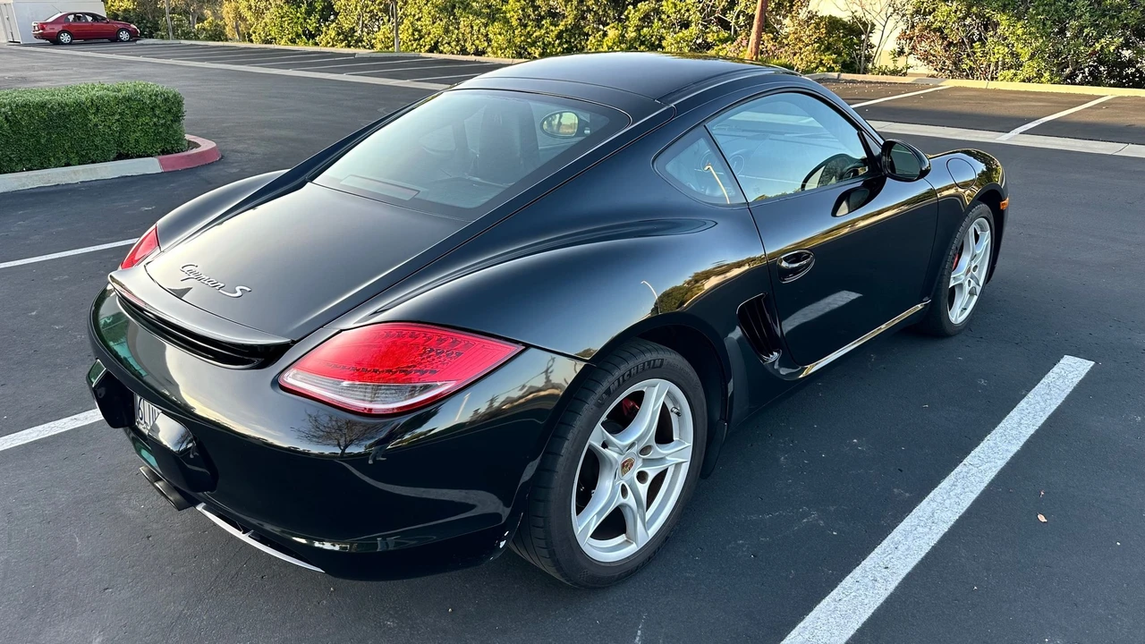 2010 Porsche 987 Cayman S - Image 15 of 31