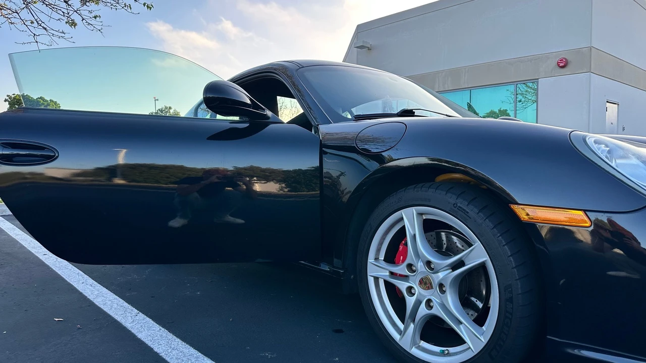 2010 Porsche 987 Cayman S - Image 27 of 31
