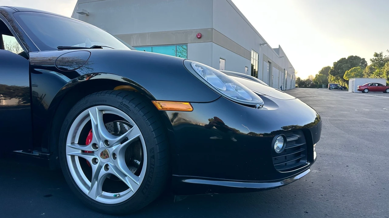 2010 Porsche 987 Cayman S - Image 28 of 31