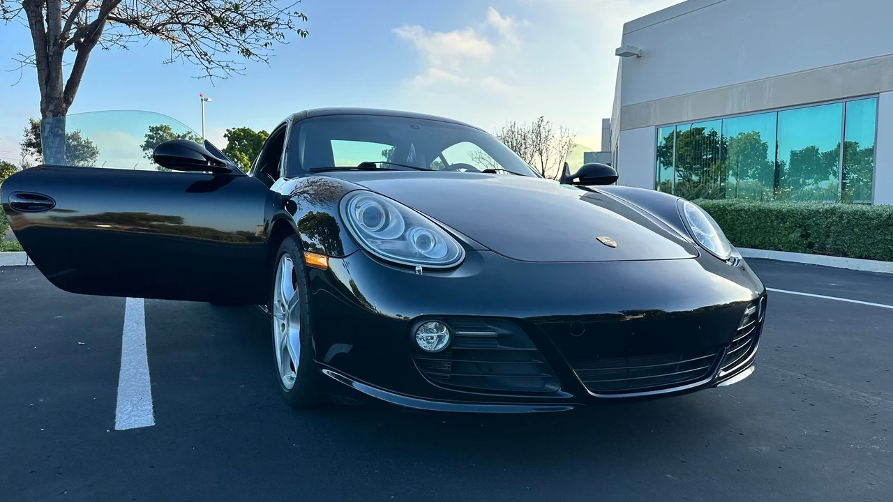 2010 Porsche 987 Cayman S - Image 26 of 31