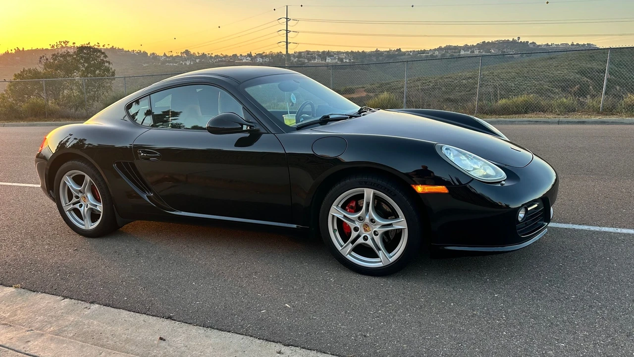2010 Porsche 987 Cayman S - Image 23 of 31
