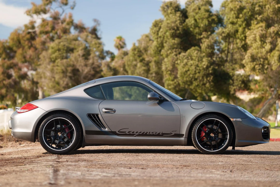 2010 Porsche 987 Cayman S - Image 3 of 31