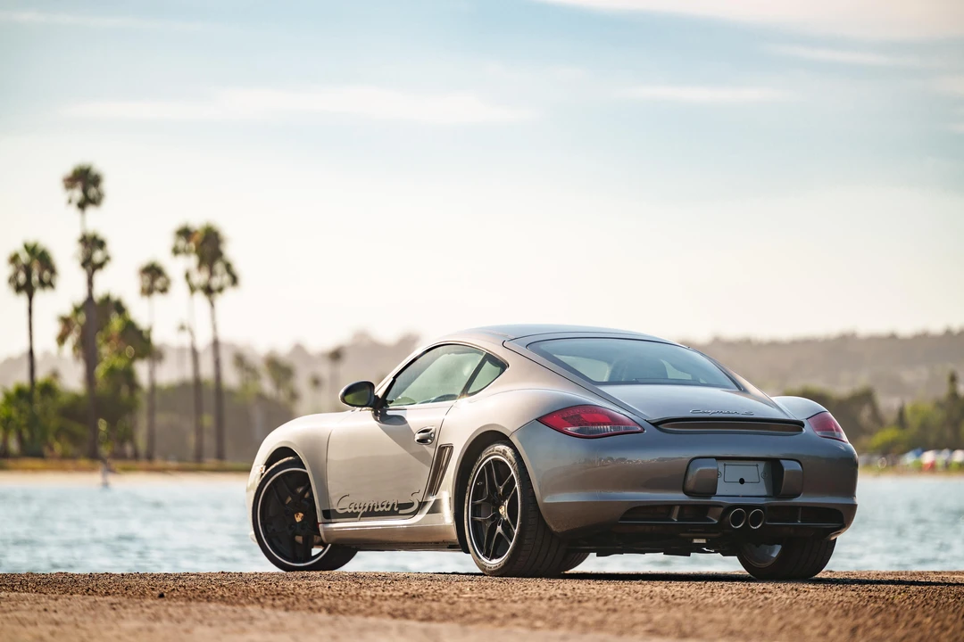 2010 Porsche 987 Cayman S - Image 8 of 31