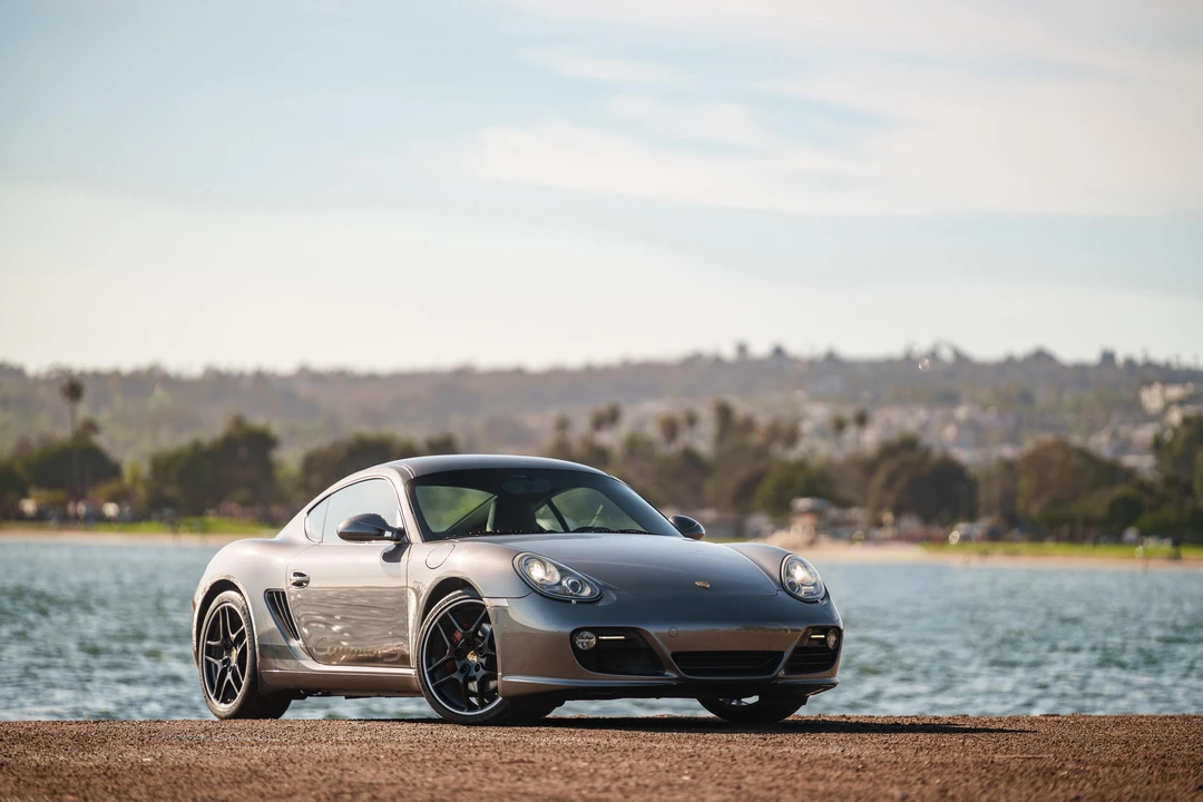 2010 Porsche 987 Cayman S - Image 10 of 31
