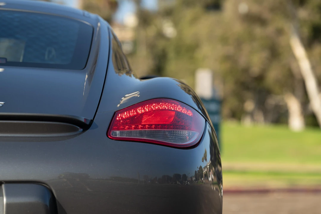 2010 Porsche 987 Cayman S - Image 27 of 31