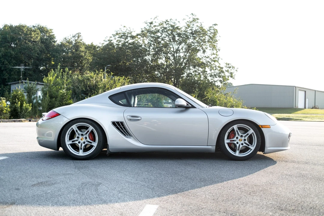 2010 Porsche 987 Cayman - Image 9 of 31