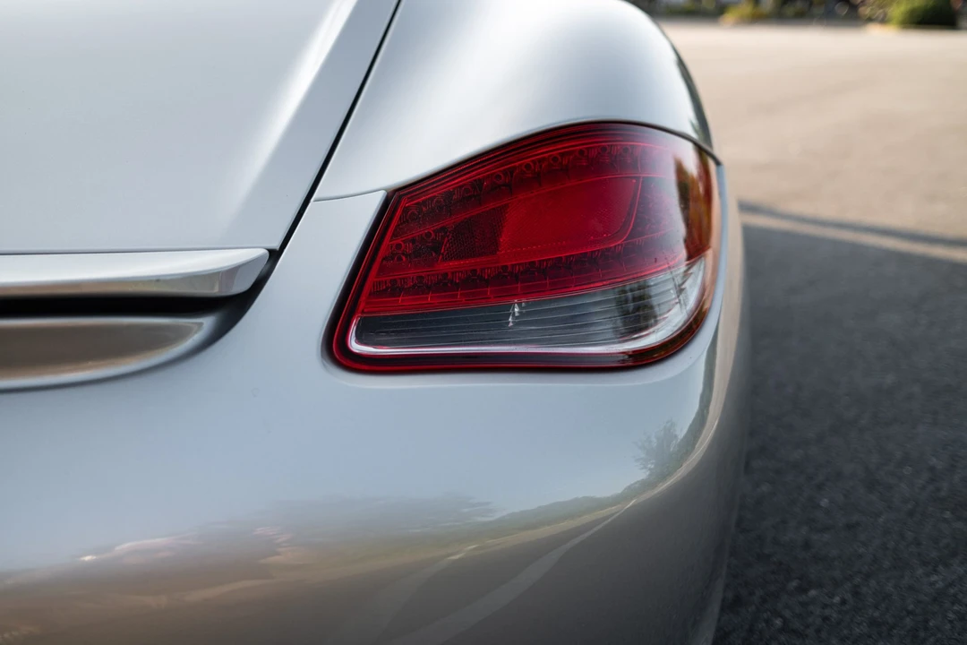 2010 Porsche 987 Cayman - Image 24 of 31