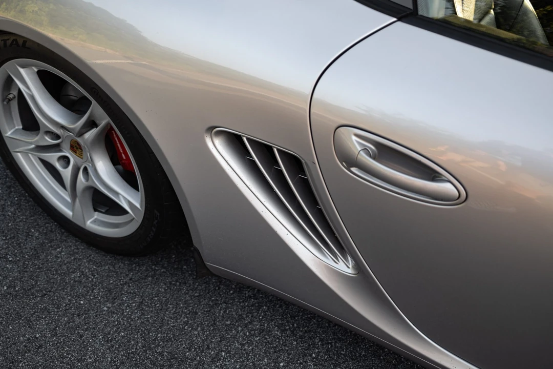 2010 Porsche 987 Cayman - Image 28 of 31