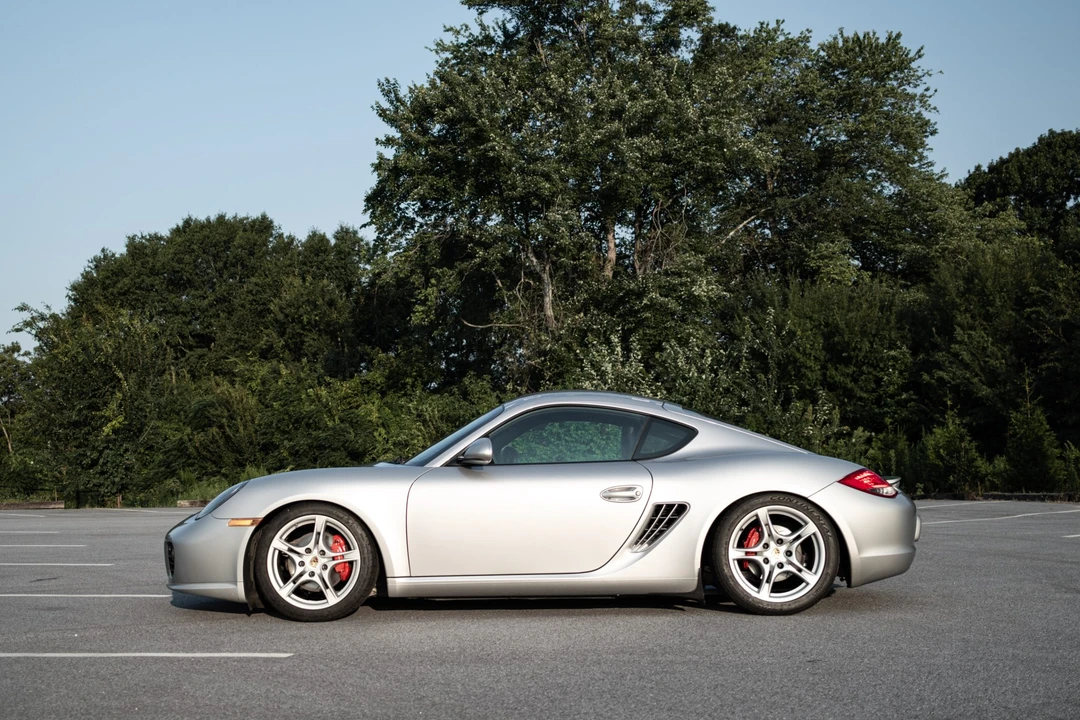 2010 Porsche 987 Cayman - Image 16 of 31