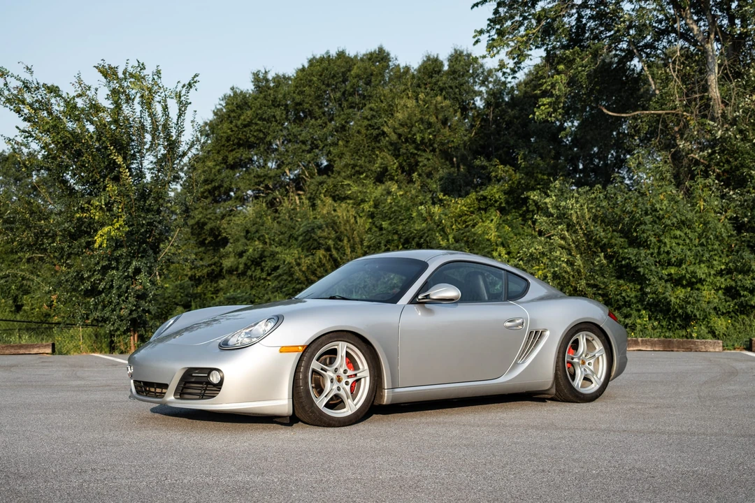 2010 Porsche 987 Cayman - Image 2 of 31