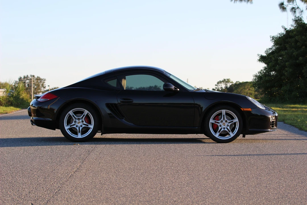 2010 Porsche 987 Cayman S - Image 24 of 31