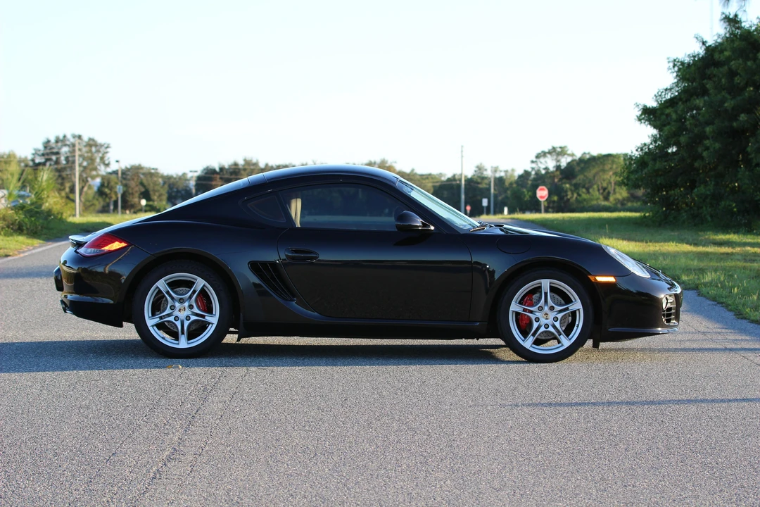2010 Porsche 987 Cayman S - Image 23 of 31