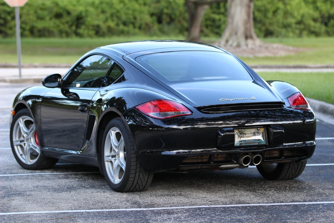 2010 Porsche 987 Cayman S - Image 17 of 31