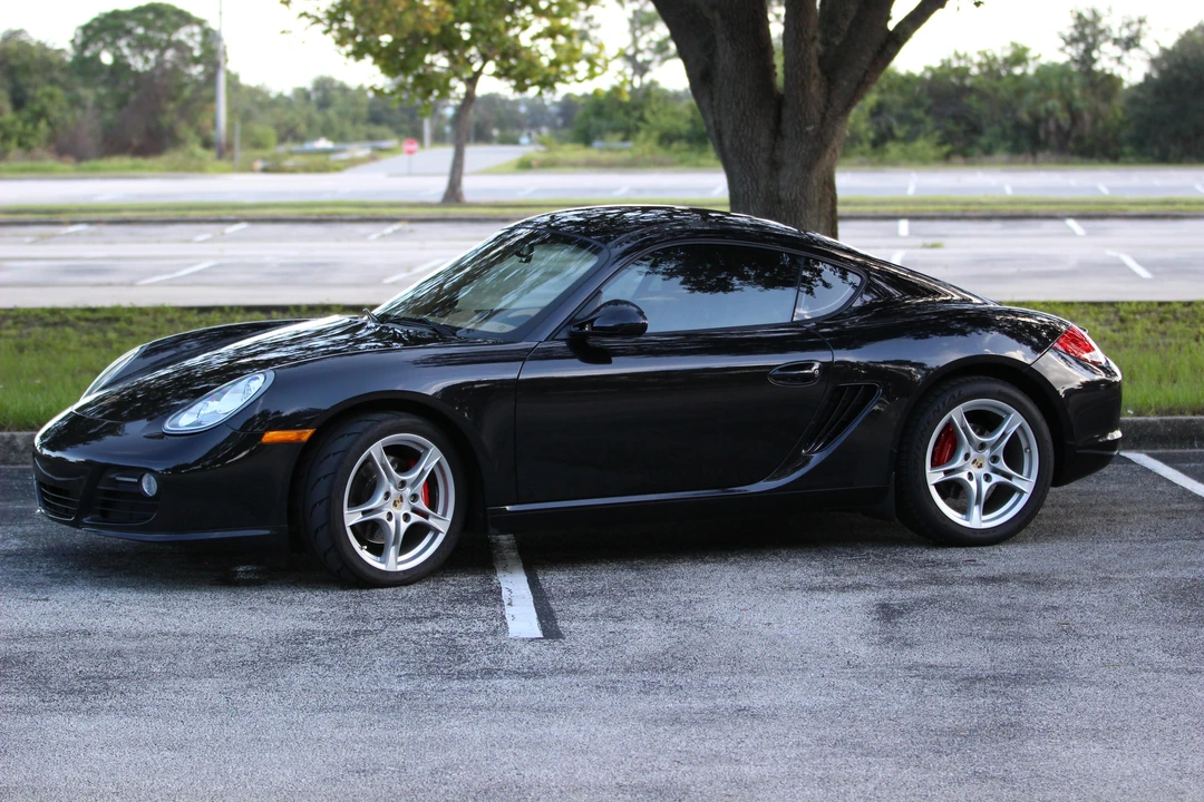 2010 Porsche 987 Cayman S - Image 13 of 31