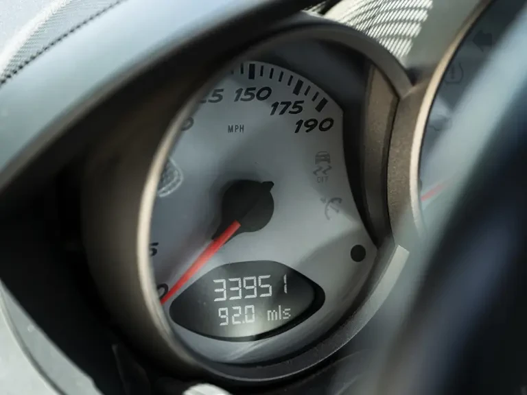 2010 Porsche 987 Cayman S - Image 13 of 31