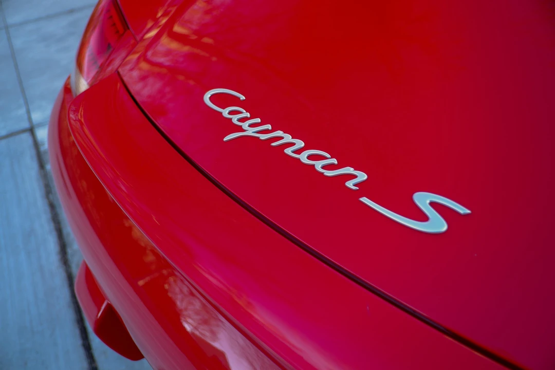 2010 Porsche 987 Cayman S - Image 27 of 31