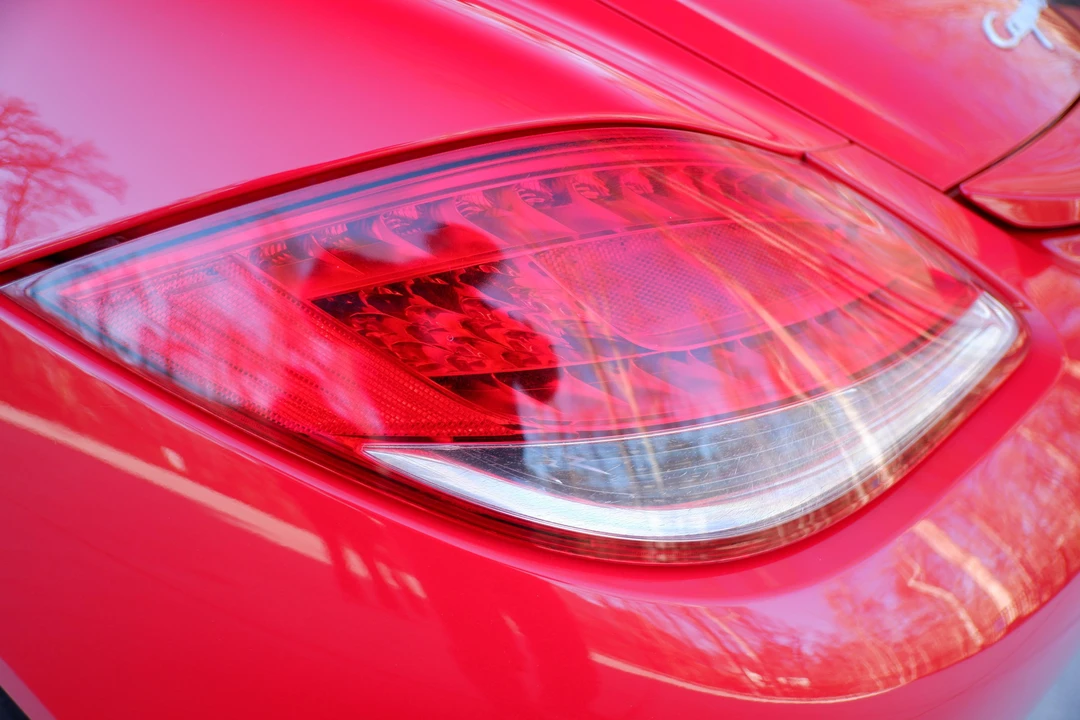 2010 Porsche 987 Cayman S - Image 25 of 31
