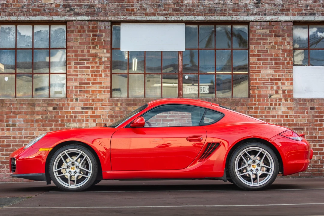 2010 Porsche 987 Cayman - Image 16 of 31