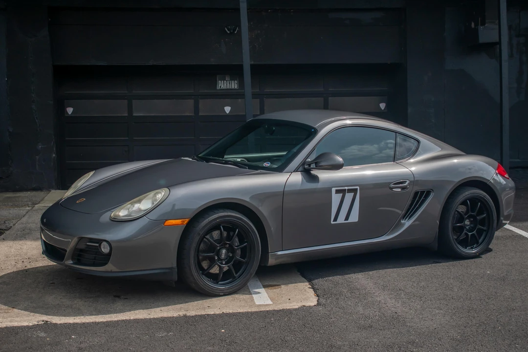 2010 Porsche 987 Cayman - Image 8 of 31