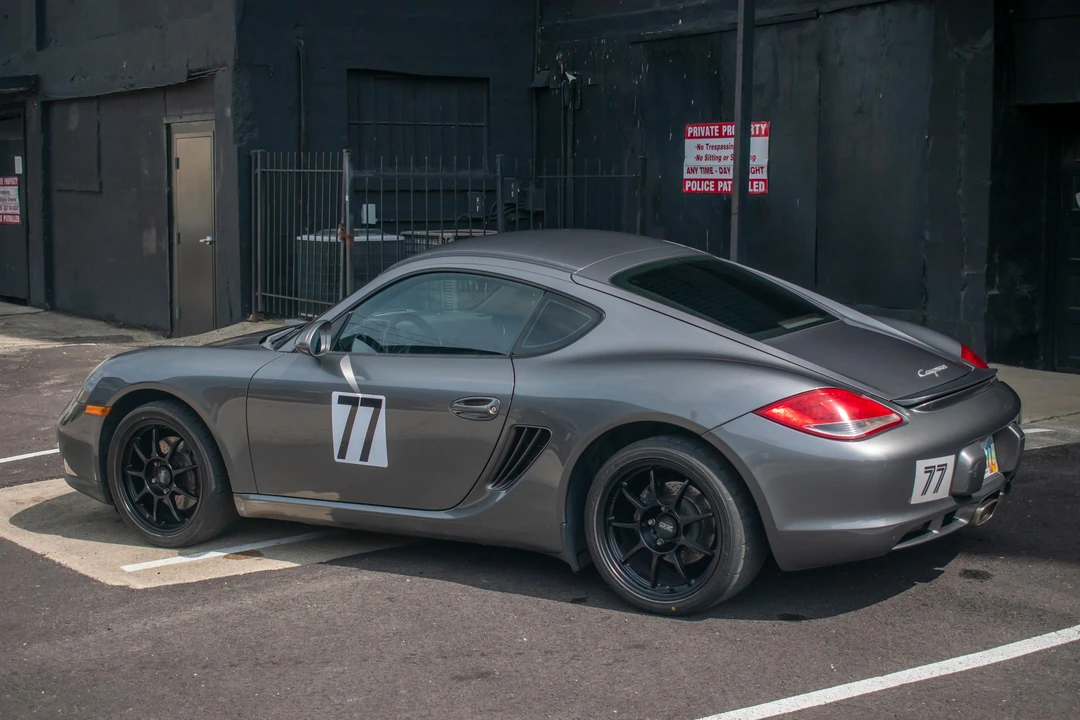 2010 Porsche 987 Cayman - Image 9 of 31