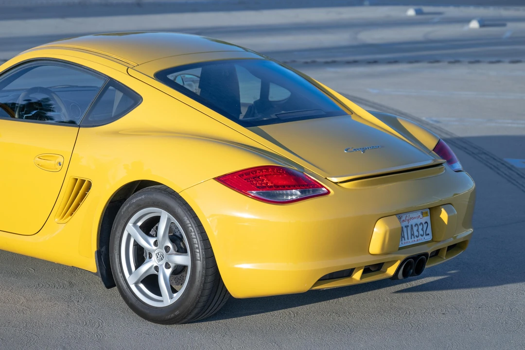 2010 Porsche 987 Cayman - Image 17 of 31