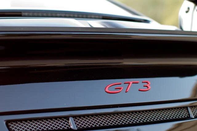 2010 Porsche 997 GT3 - Image 2 of 5