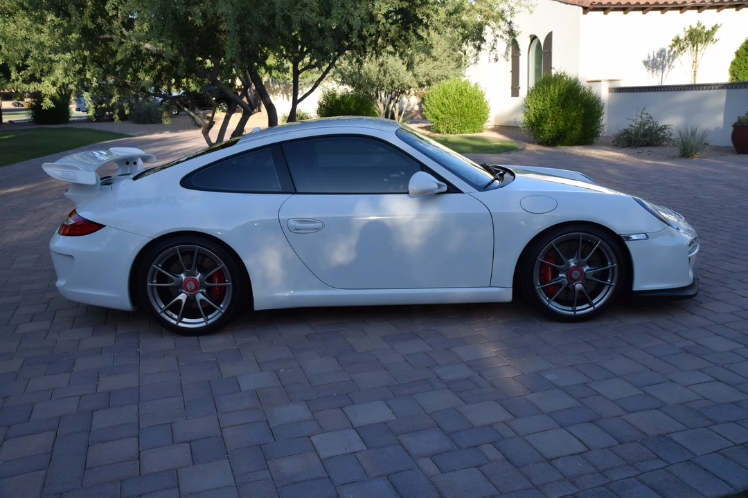 2010 Porsche 997 GT3 - Image 2 of 6